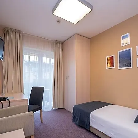 Hotel Zlatna Vala 3*